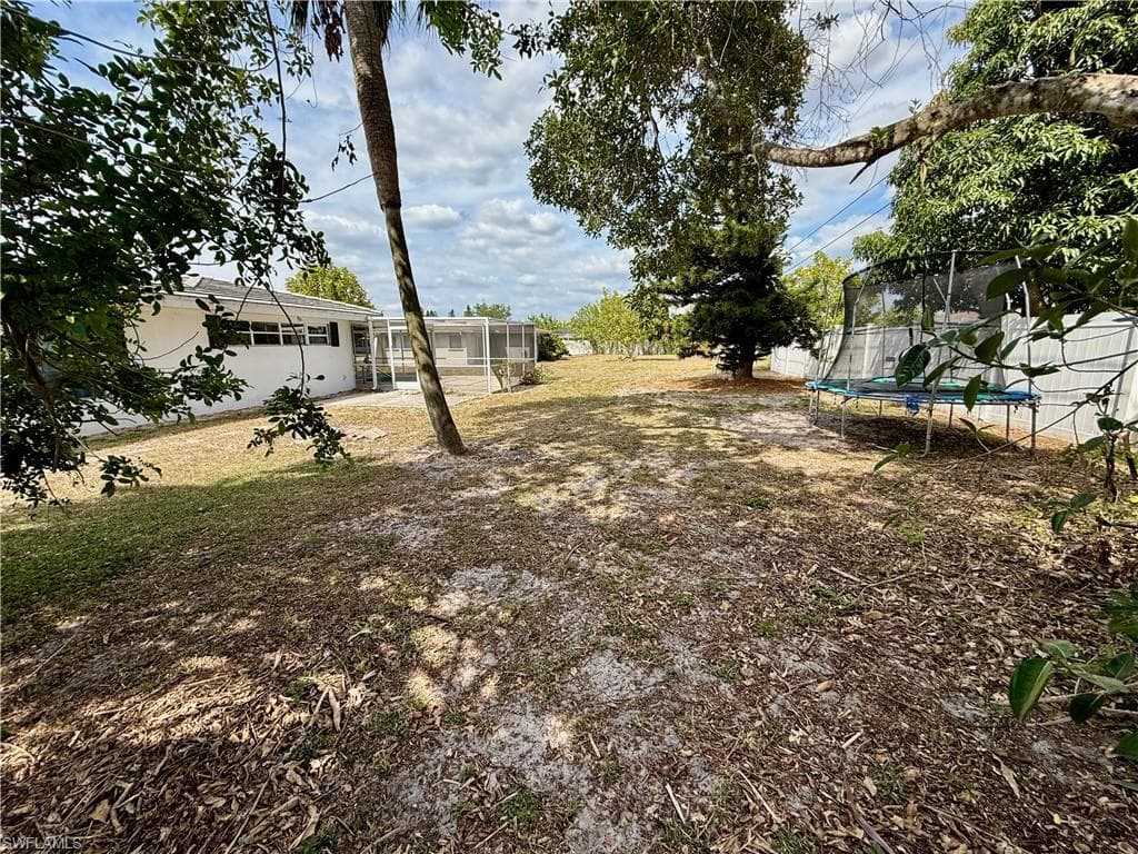 320 Hollywood ST, LEHIGH ACRES FL 33936-40