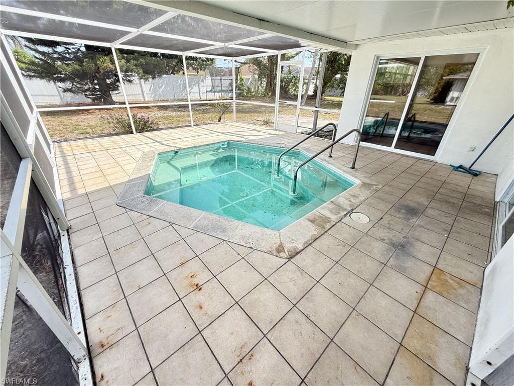 320 Hollywood ST, LEHIGH ACRES FL 33936-36