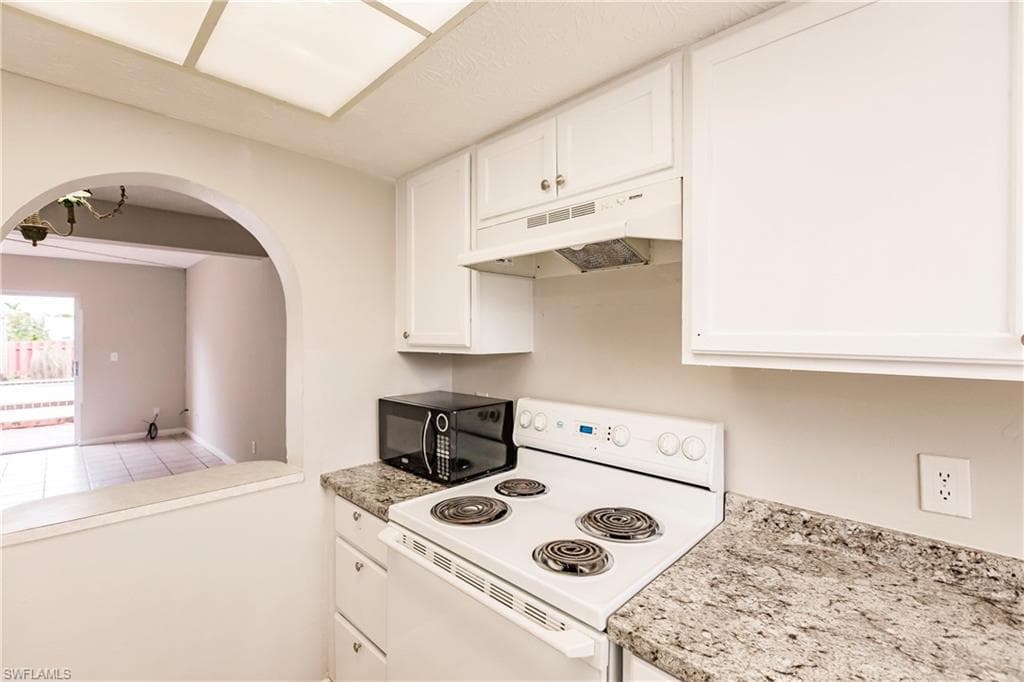 1123 SW 48th TER # 103, CAPE CORAL FL 33914-5