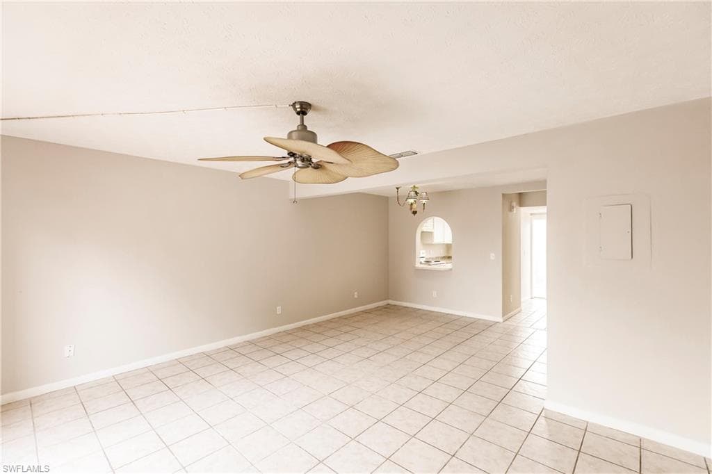 1123 SW 48th TER # 103, CAPE CORAL FL 33914-15