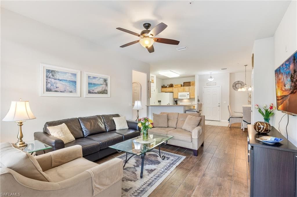 11751 Pasetto LN # 202, FORT MYERS FL 33908-3