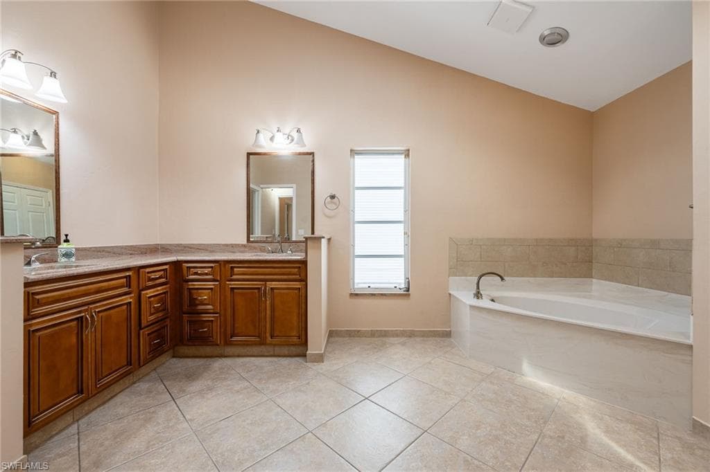 6624 Highland Pines CIR-14