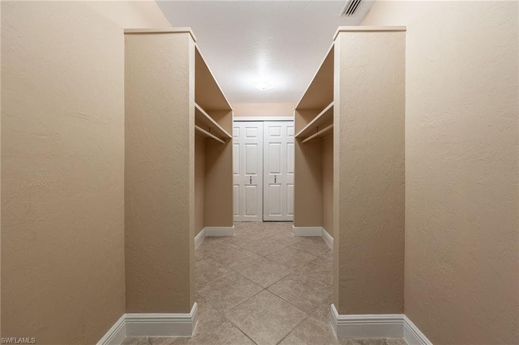 6624 Highland Pines CIR-17