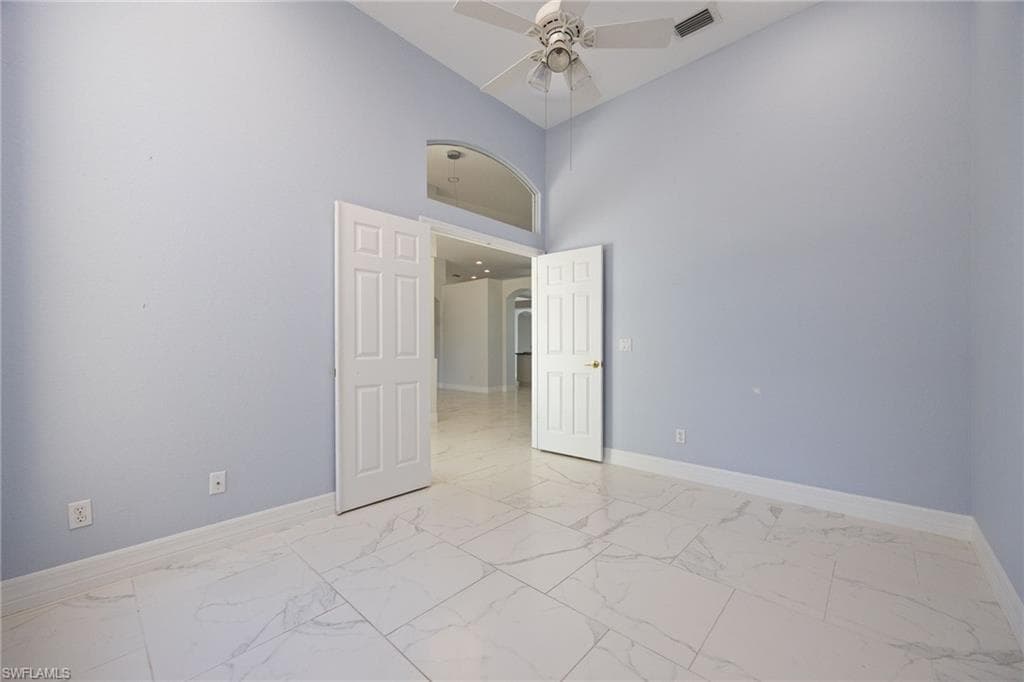 13717 Bald Cypress CIR-3
