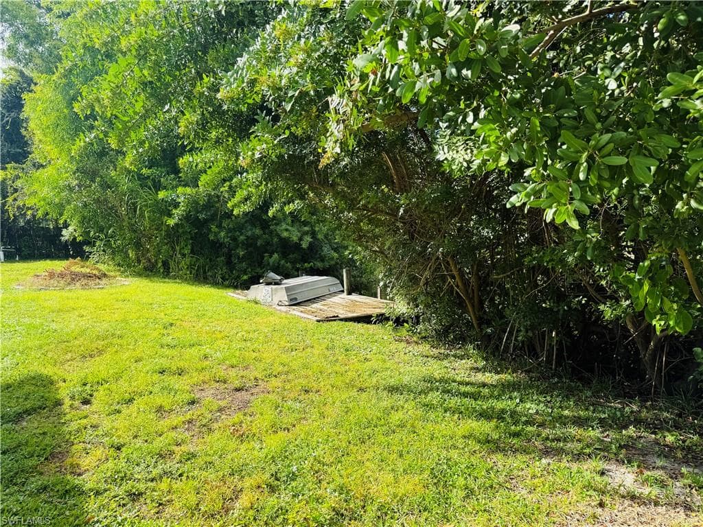 4145 Saums DR, NORTH FORT MYERS FL 33903-13