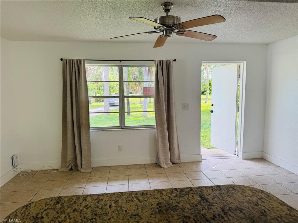 4145 Saums DR, NORTH FORT MYERS FL 33903-3