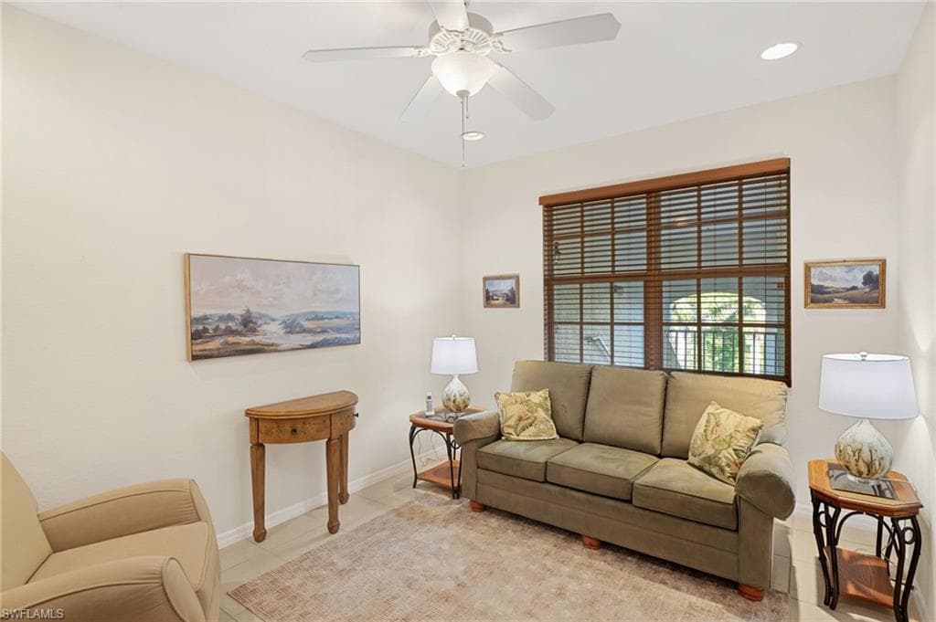 14981 Reflection Key CIR # 335, FORT MYERS FL 33907-6