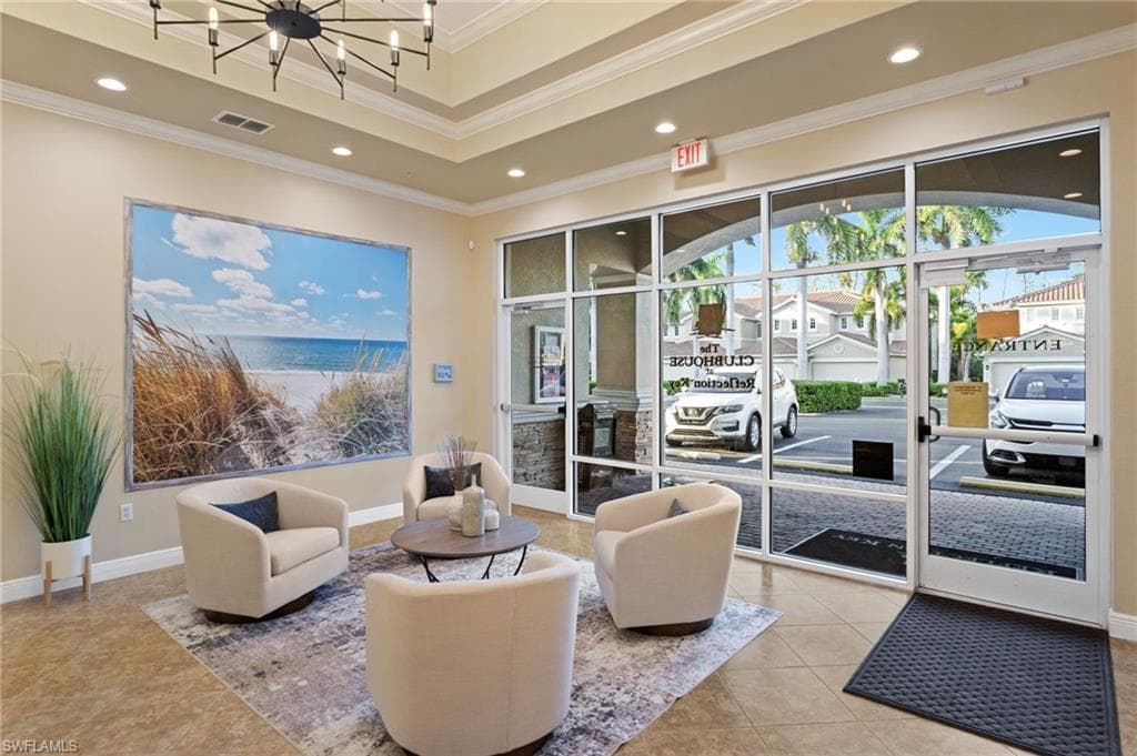 14981 Reflection Key CIR # 335, FORT MYERS FL 33907-33