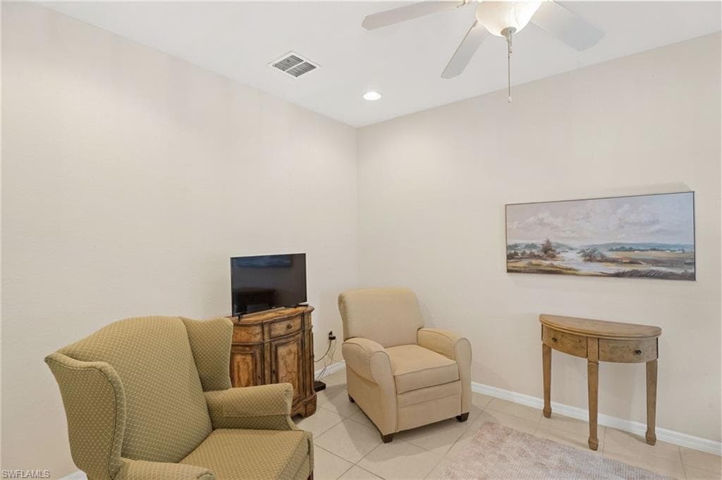 14981 Reflection Key CIR # 335, FORT MYERS FL 33907-7