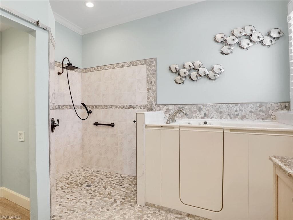 1774 Ivy Pointe CT, NAPLES FL 34109-28