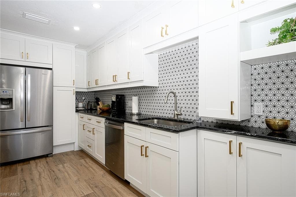 772 Reef Point CIR # 55, NAPLES FL 34108-12