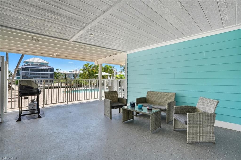 110 Bahia VIA, FORT MYERS BEACH FL 33931-46