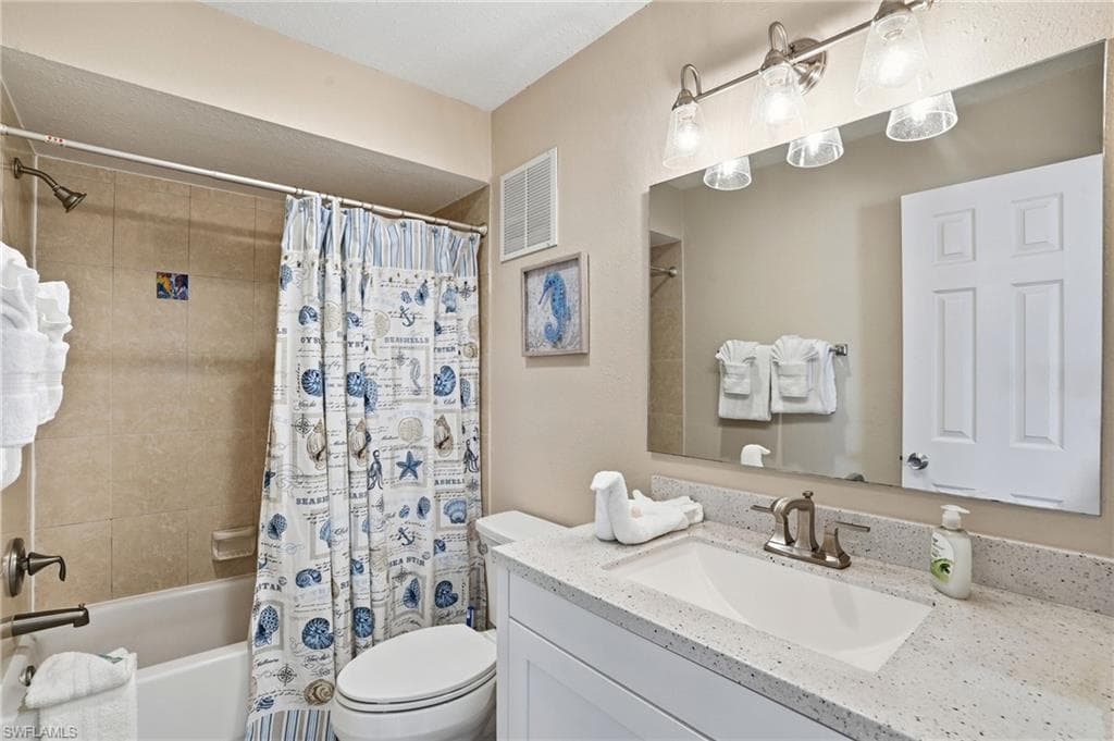 110 Bahia VIA, FORT MYERS BEACH FL 33931-32