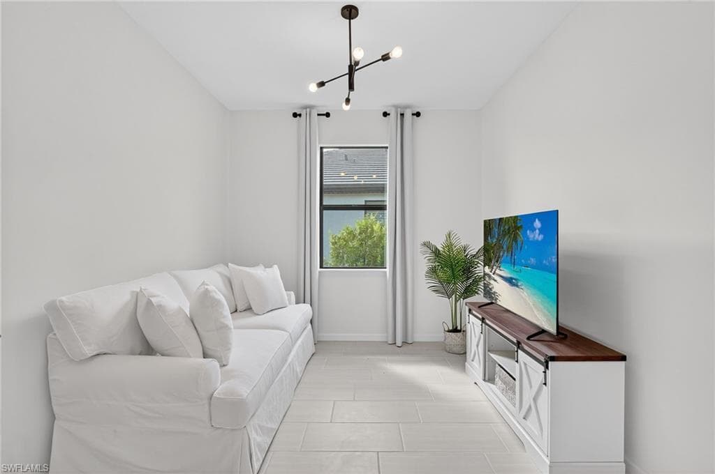 1953 Fresno AVE, NAPLES FL 34120-7