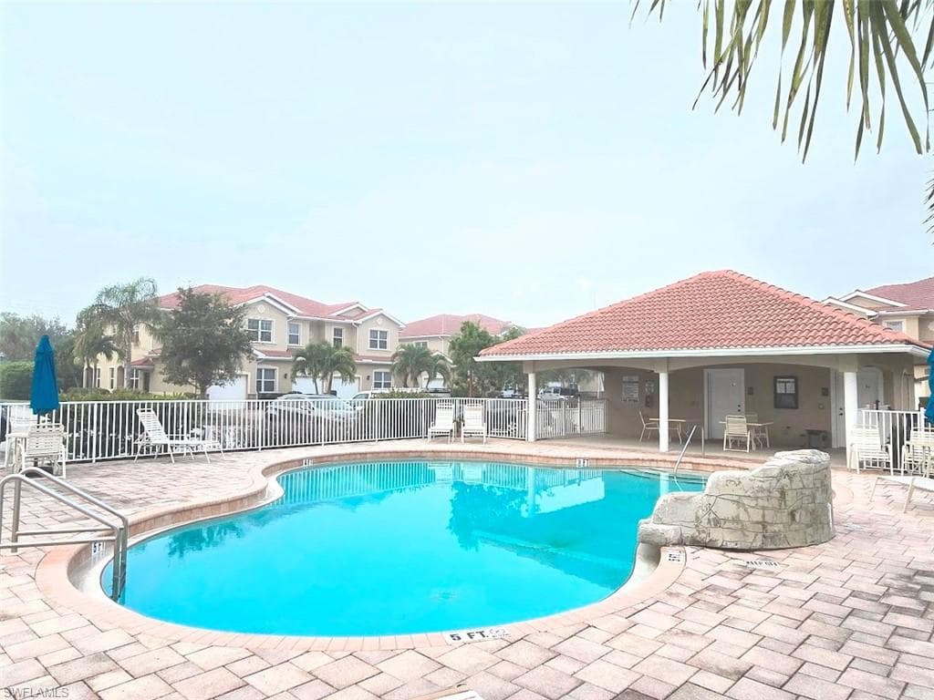 8541 Oakshade CIR # 1, FORT MYERS FL 33919-27