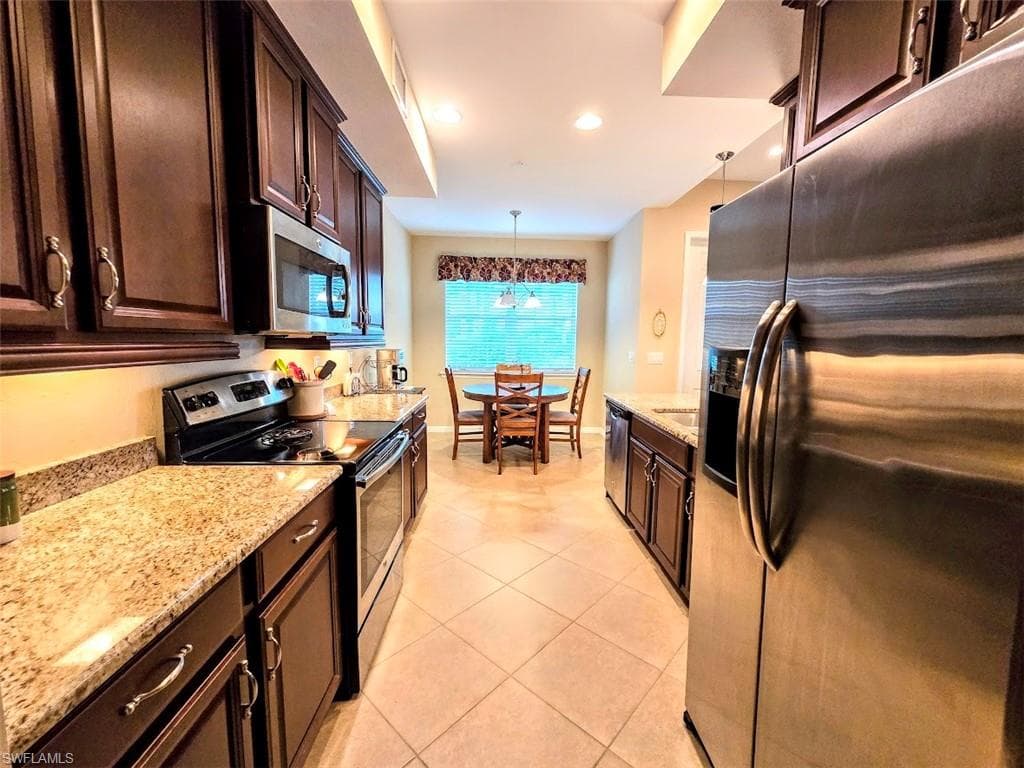 8541 Oakshade CIR # 1, FORT MYERS FL 33919-9