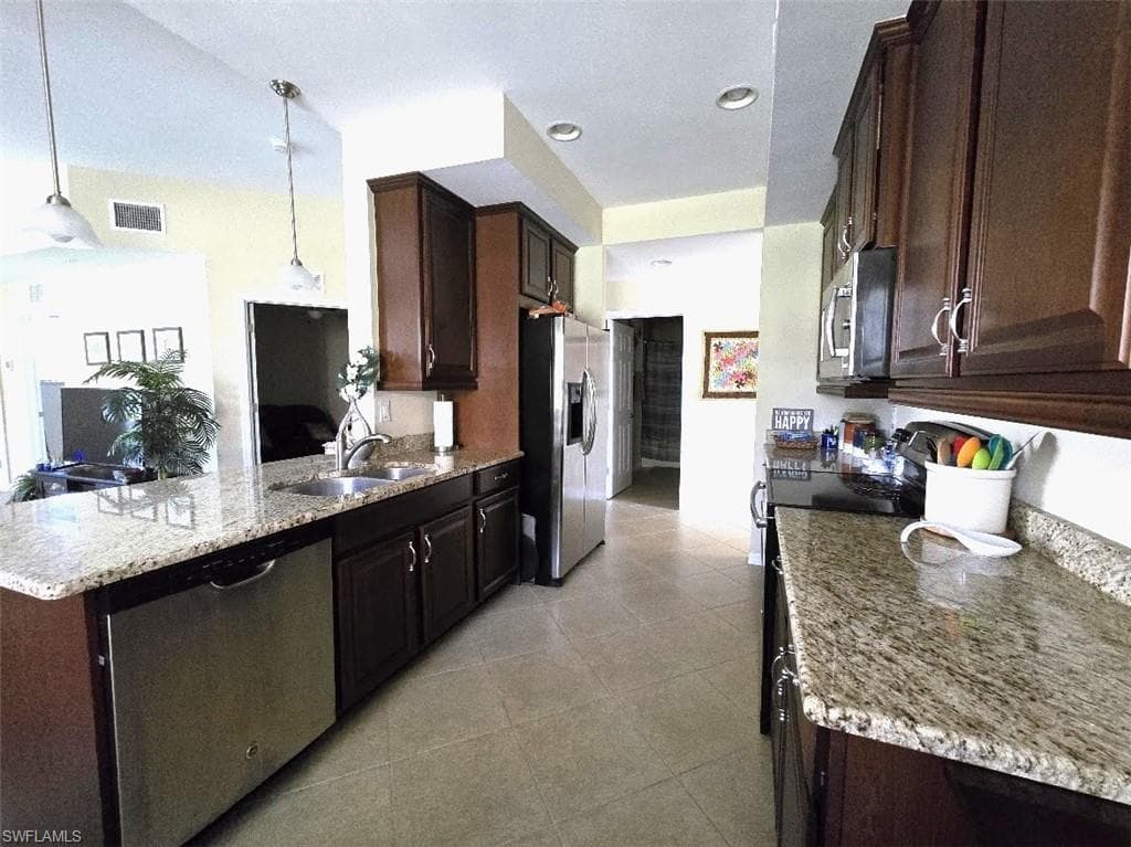 8541 Oakshade CIR # 1, FORT MYERS FL 33919-7