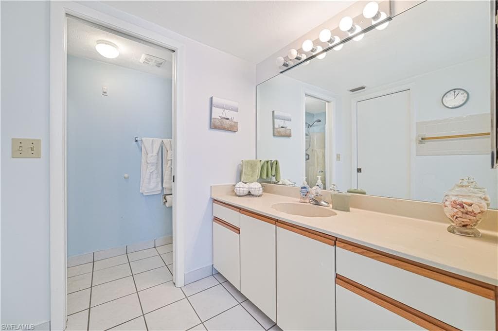 1936 Beach PKWY # 112, CAPE CORAL FL 33904-15