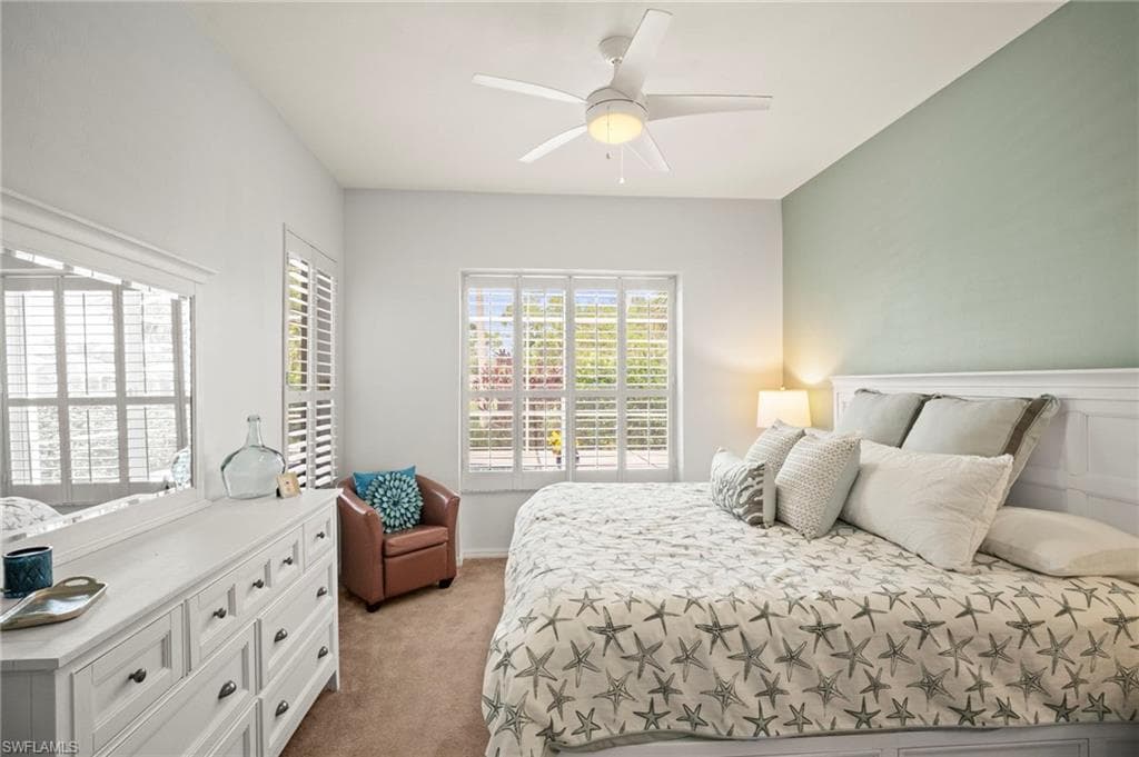 8625 Gleneagle Way, NAPLES FL 34120-17