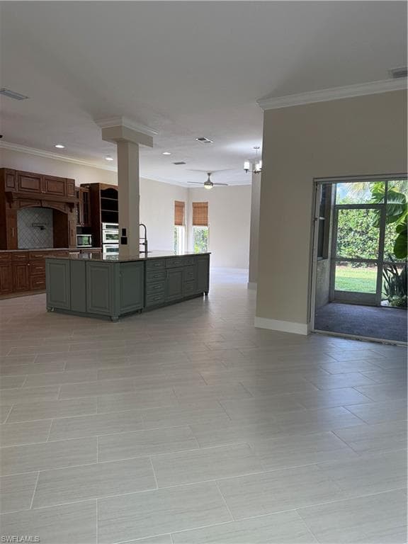 8689 Spring Mountain WAY, FORT MYERS FL 33908-11