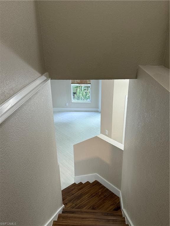 8689 Spring Mountain WAY, FORT MYERS FL 33908-24