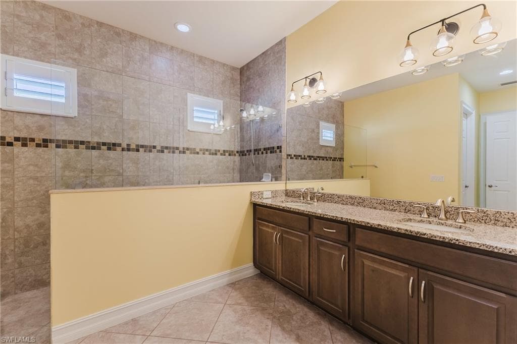 3149 Amadora CIR, CAPE CORAL FL 33909-22