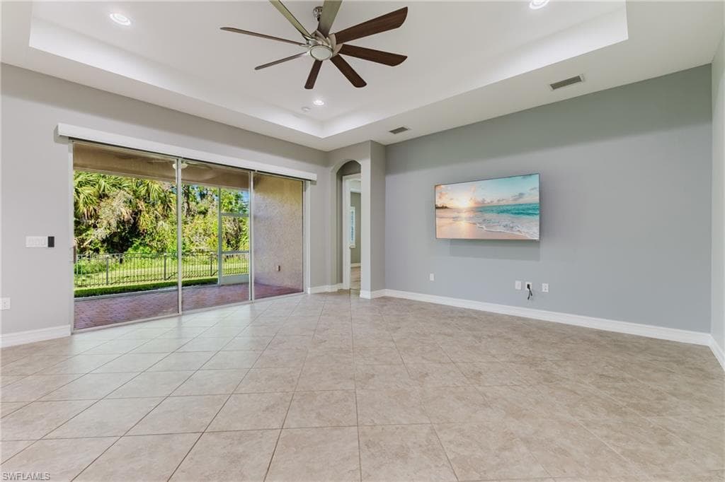 3149 Amadora CIR, CAPE CORAL FL 33909-5