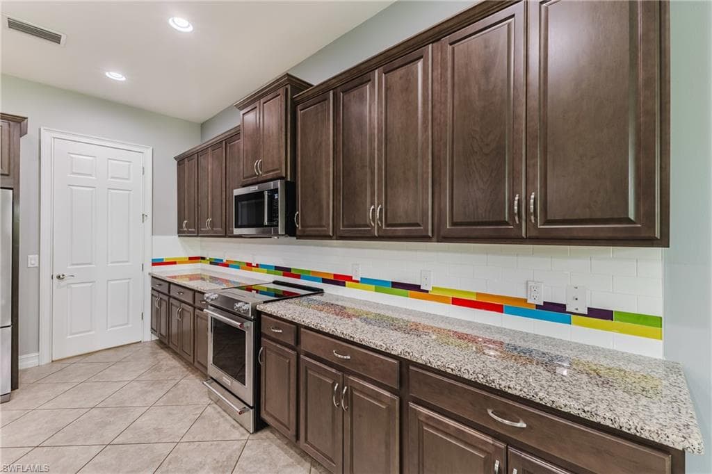 3149 Amadora CIR, CAPE CORAL FL 33909-11