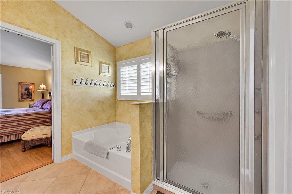 9609 Gladiolus Blossom CT, FORT MYERS FL 33908-22