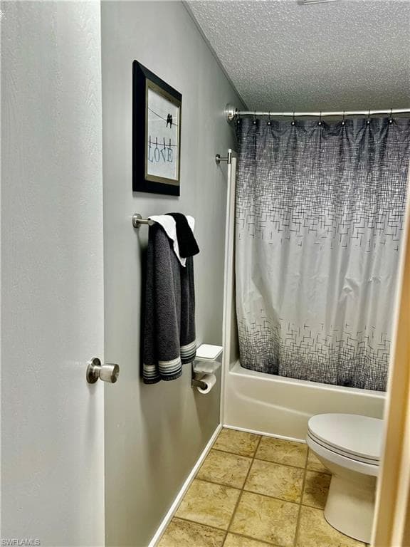 7623/7621 Breeze DR, NORTH FORT MYERS FL 33917-20
