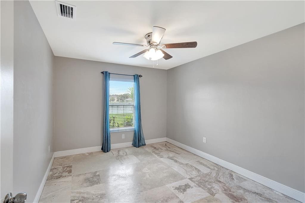 10337 Canal Brook LN, LEHIGH ACRES FL 33936-22