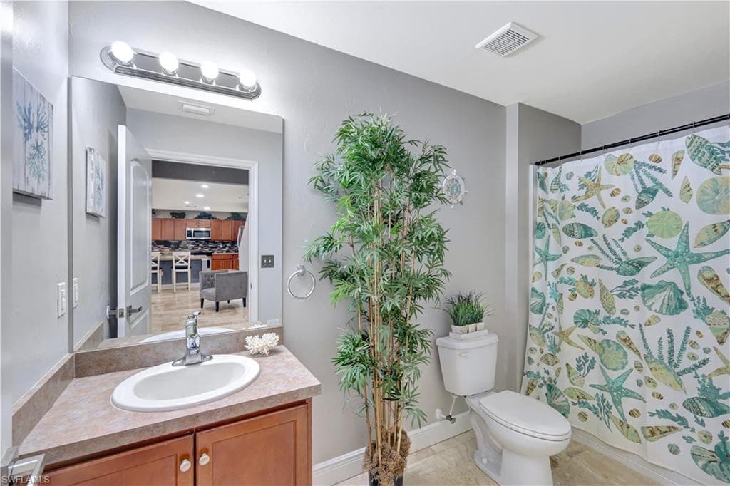 10337 Canal Brook LN, LEHIGH ACRES FL 33936-26