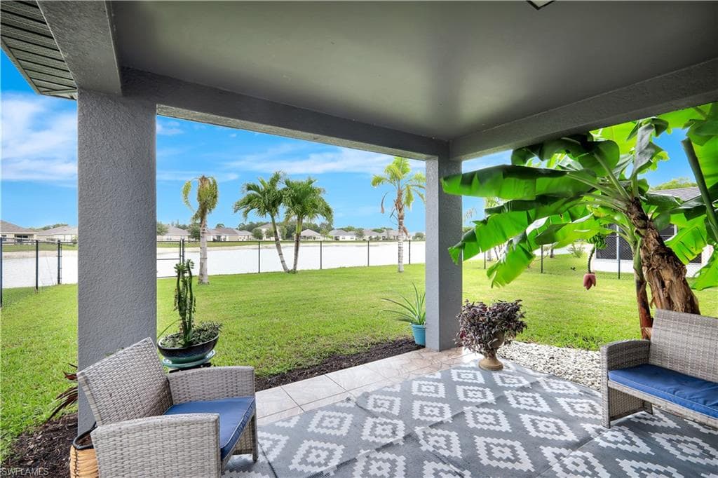 10337 Canal Brook LN, LEHIGH ACRES FL 33936-29