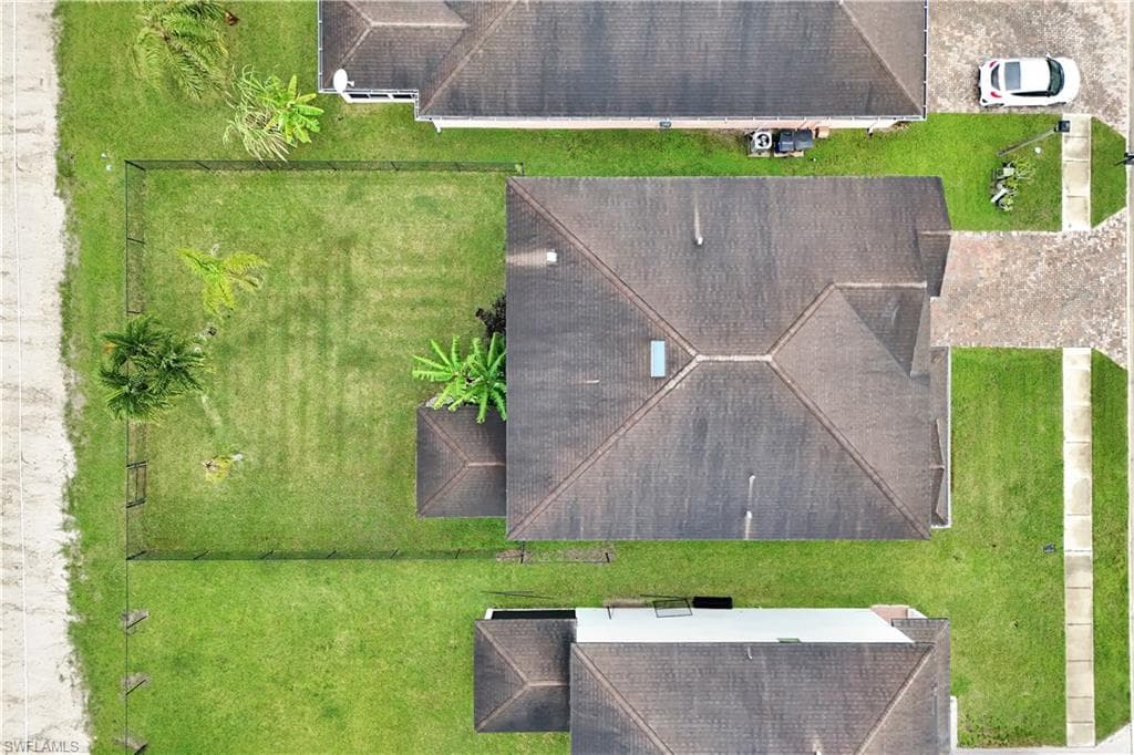 10337 Canal Brook LN, LEHIGH ACRES FL 33936-32