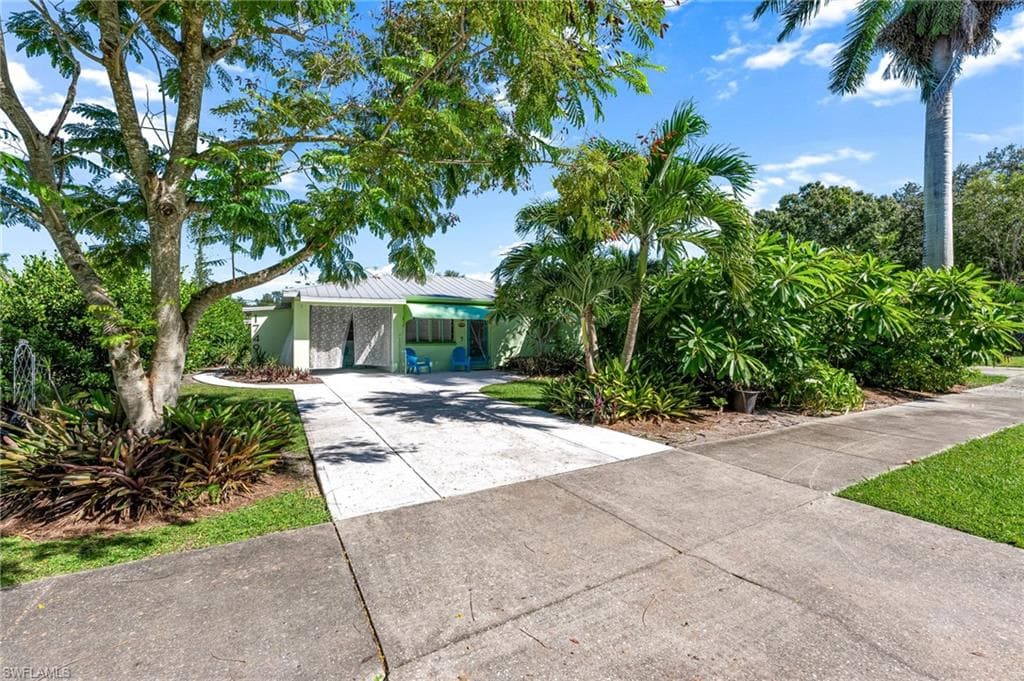 1749 Braman AVE, FORT MYERS FL 33901-1