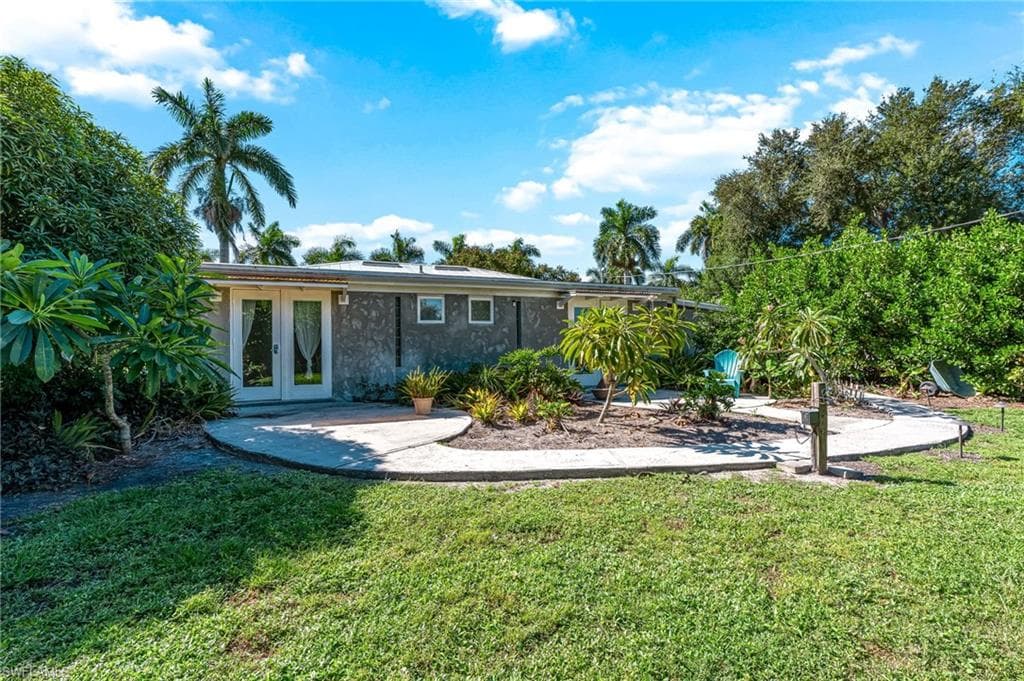 1749 Braman AVE, FORT MYERS FL 33901-21