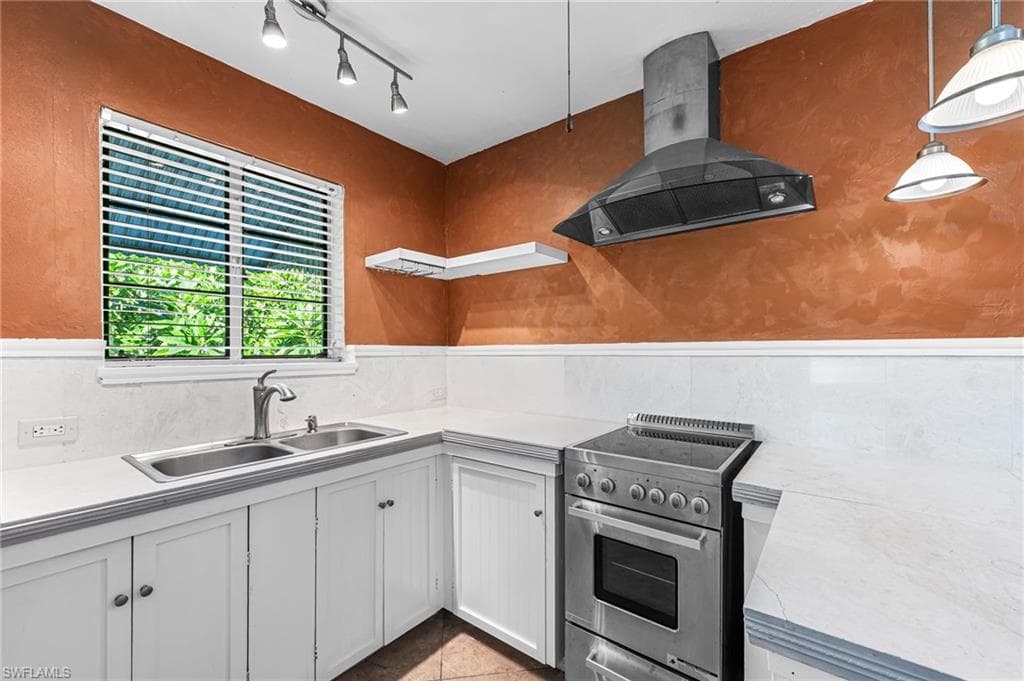 1749 Braman AVE, FORT MYERS FL 33901-4