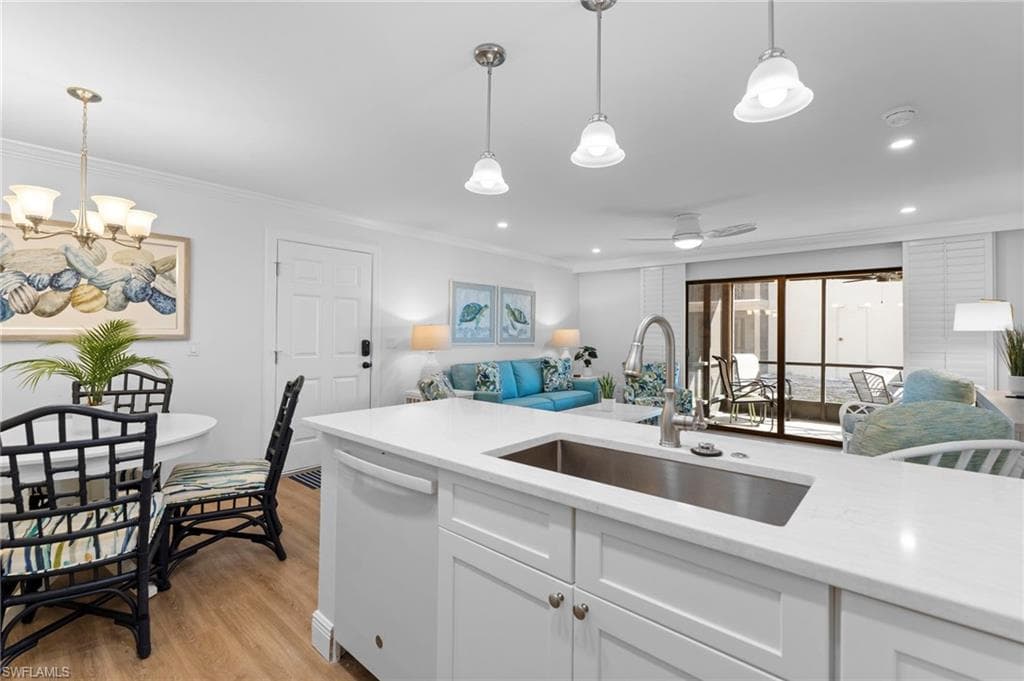 845 E Gulf DR # 121, SANIBEL FL 33957-11