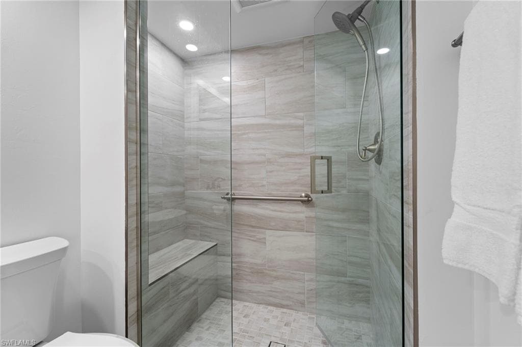 845 E Gulf DR # 121, SANIBEL FL 33957-24