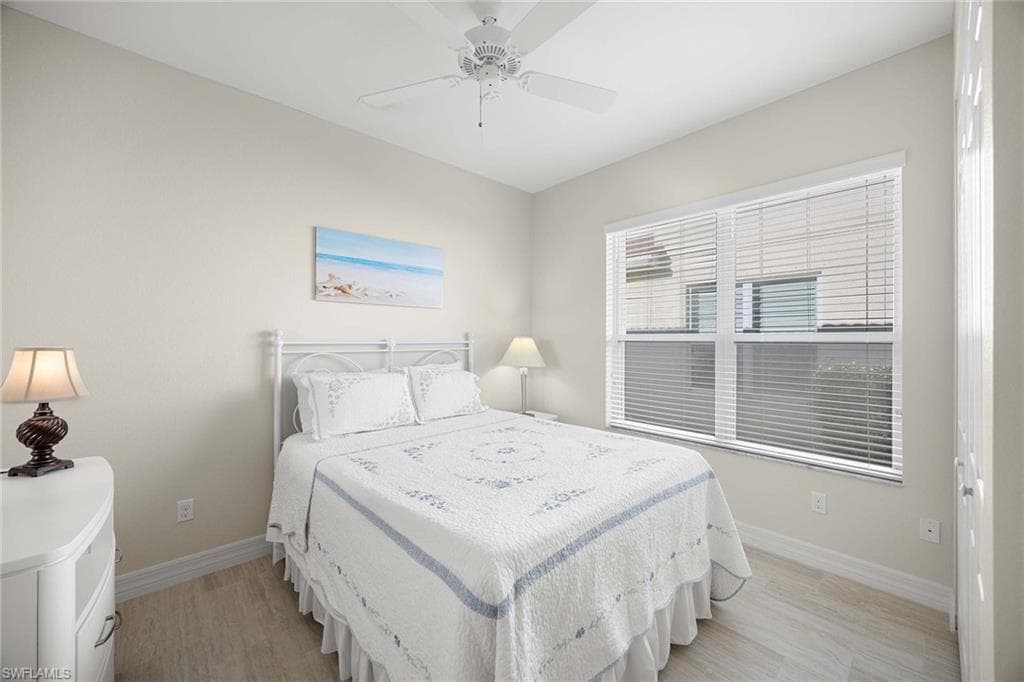 6542 Marbella DR, NAPLES FL 34105-22