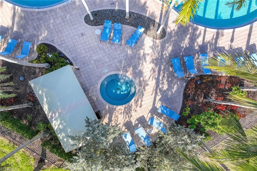 6542 Marbella DR, NAPLES FL 34105-37