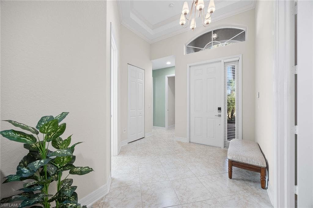 6542 Marbella DR, NAPLES FL 34105-3