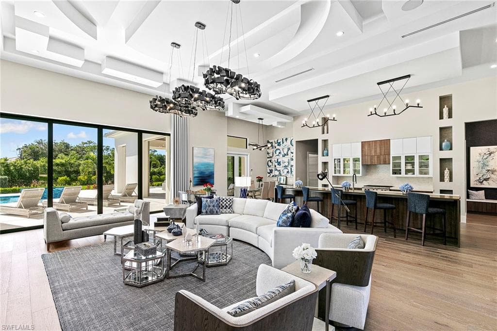 607 Myrtle RD, NAPLES FL 34108-7