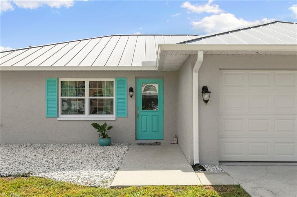 38 7th ST, BONITA SPRINGS FL 34134-1