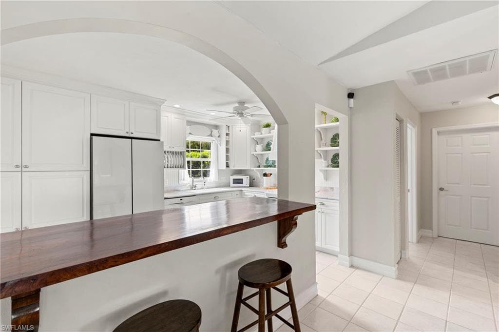 38 7th ST, BONITA SPRINGS FL 34134-8