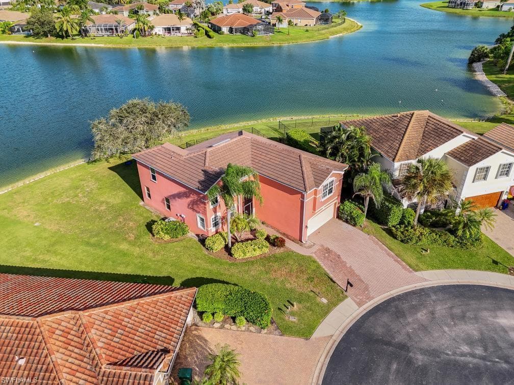 2800 Amberwood LN, NAPLES FL 34120-2