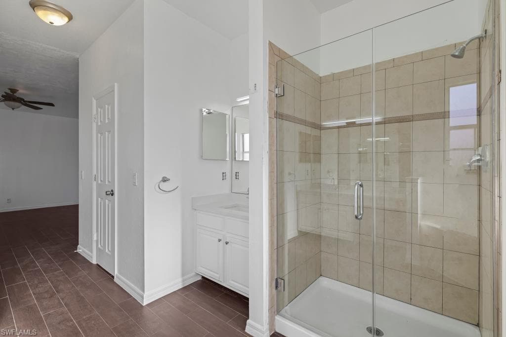 2800 Amberwood LN, NAPLES FL 34120-10