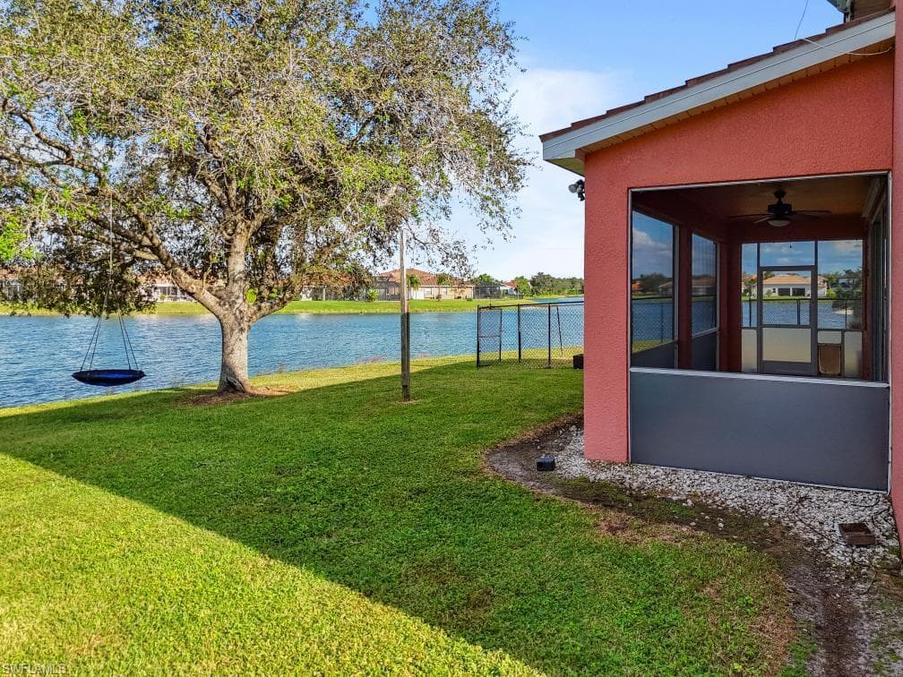 2800 Amberwood LN, NAPLES FL 34120-3