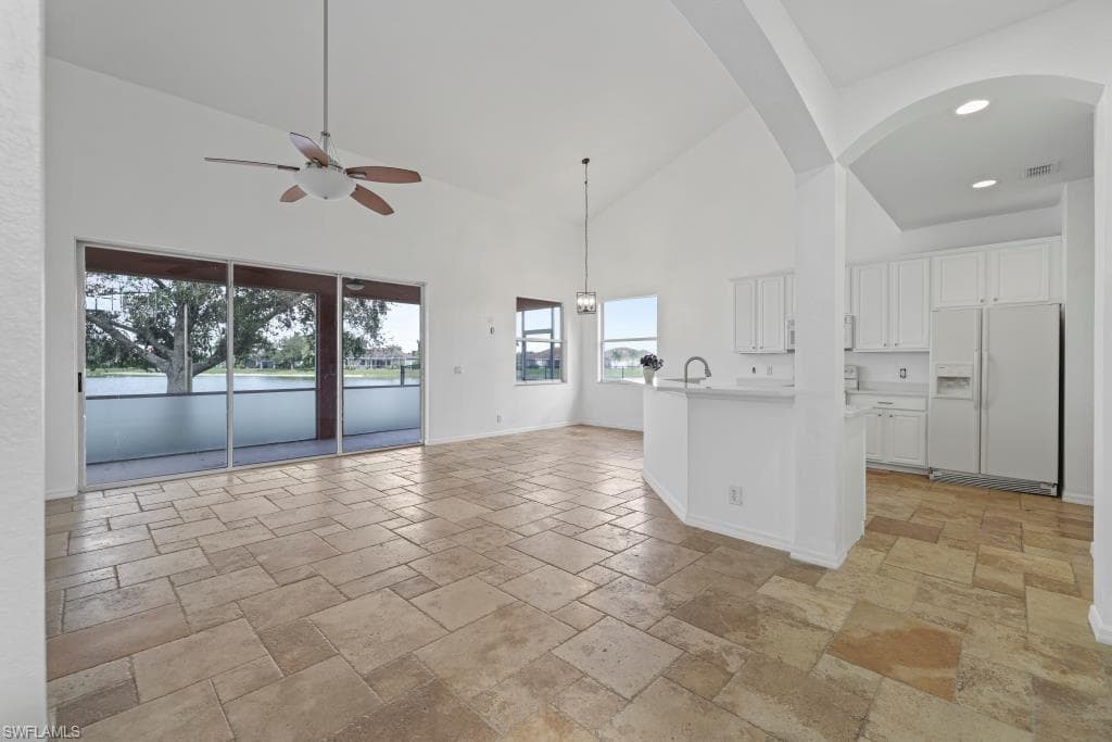 2800 Amberwood LN, NAPLES FL 34120-7