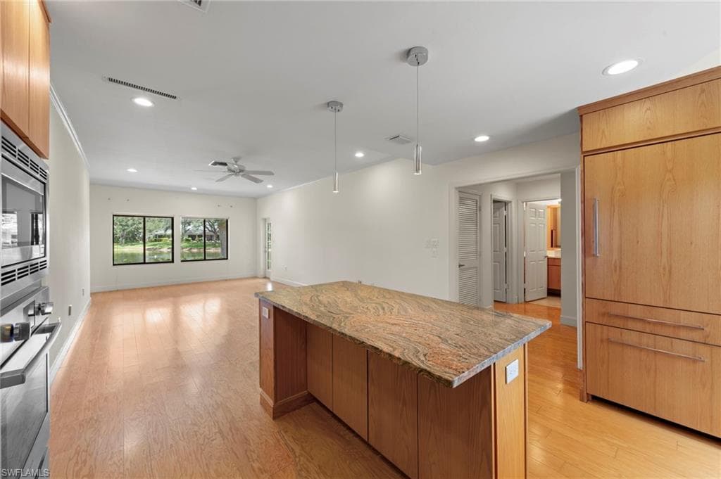 401 Arbor Lake DR 4-101-5